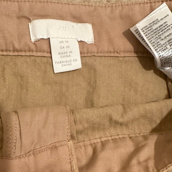 H&M Tan Corduroy Skirt with Pockets - Picture 4 of 4